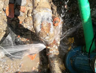 竞秀测漏水公司电话